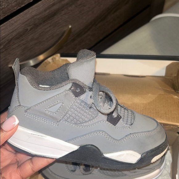 Jordan 4 Retro - Picture 3 of 4